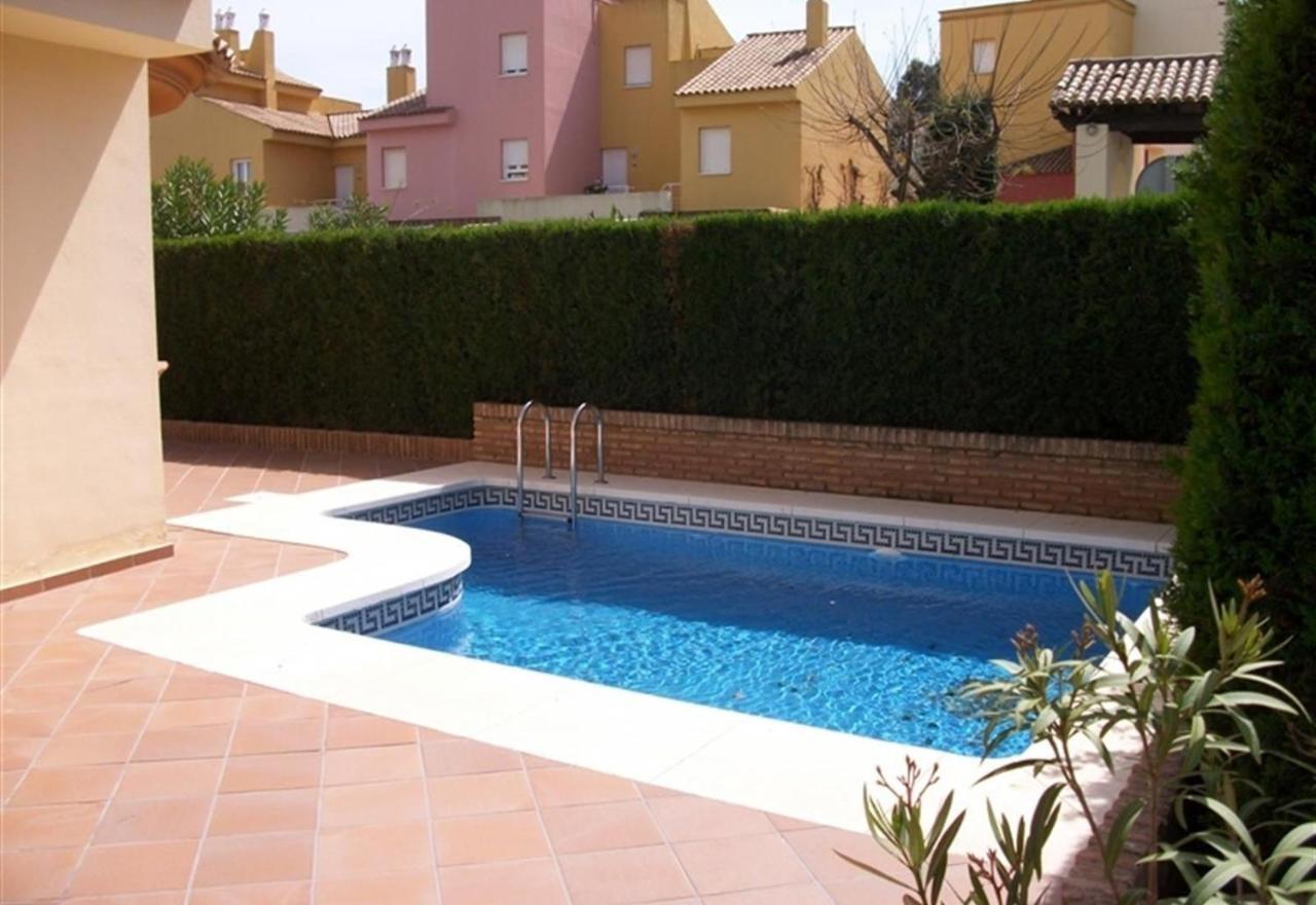 Luxury Villa イスランティージャ エクステリア 写真